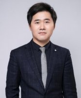 肖兴
