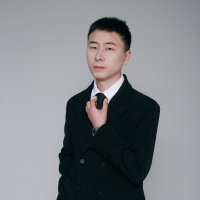 吴极